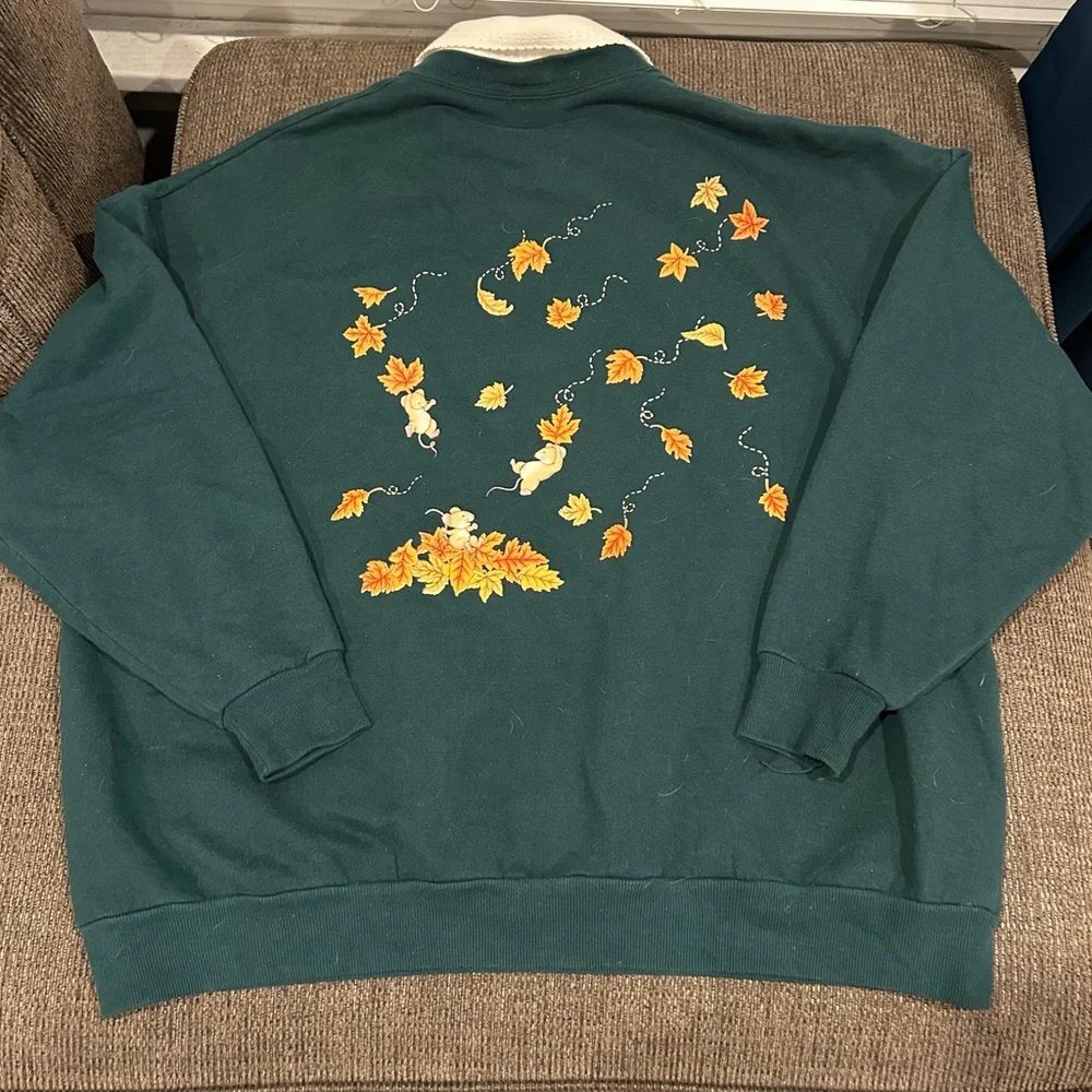 Vintage Collared Fall Sweatshirt - Picture 7 of 8